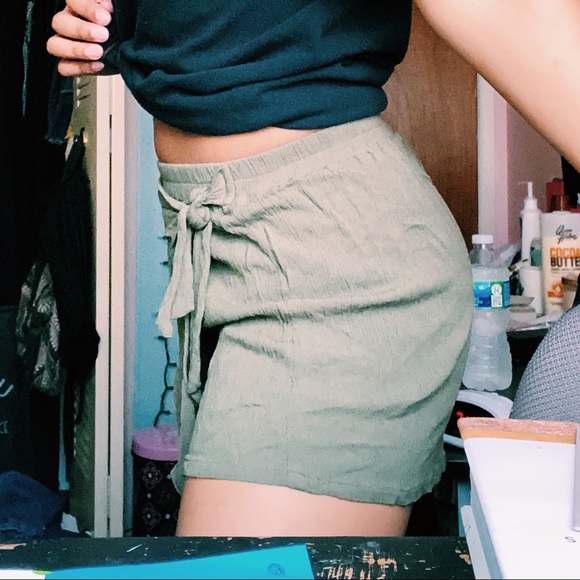 ❤︎LAST CHANCE❤︎Wrap Skirt/Shorts - Picture 2 of 2